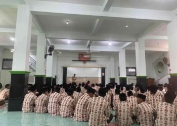 Belajar Tenang, Belajar Ikhlas: Khitobah Siswa 7D MTsN 6 Bantul Pada Sholat Rutin Duha 58 MTsN 6 Bantul