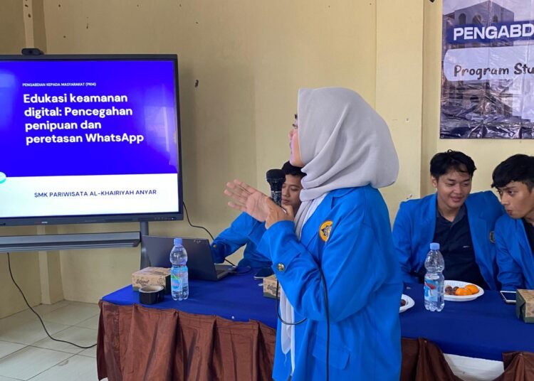 Penyampaian Materi oleh  Rahayu Yuliana Asih