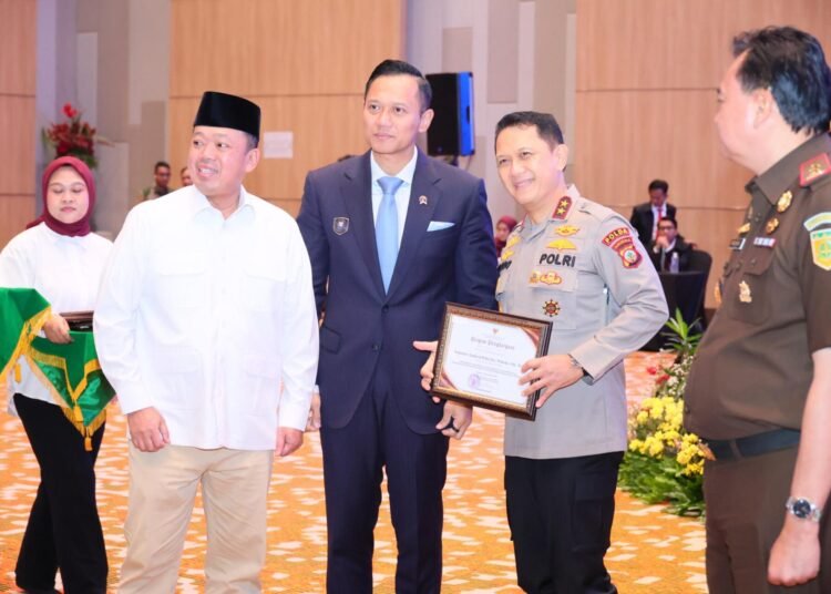 009029fa d0cf 4b91 b331 16e8cb3ea209