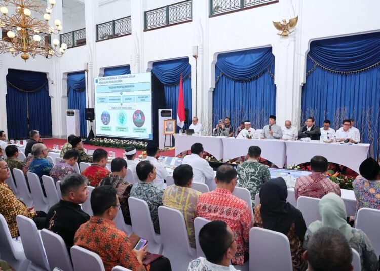 Jalankan Amanat Perpres 12/2025, Menteri Nusron Minta Pemerintah Daerah di Jawa Barat Lakukan Revisi Rencana Tata Ruang