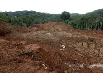 Dampak Longsor di Kabupaten Cilacap dalam Perspektif Geografi
