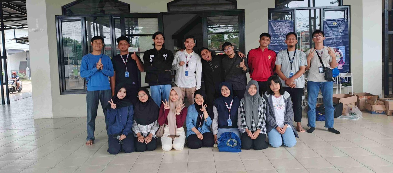 Mengenal Komunitas Venezia Membaca, Upaya Pemuda Dorong Minat Baca 54 1763872363705.IMG 20251123 110131 461 11zon