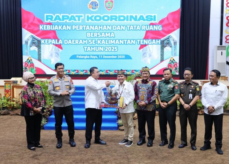 Menteri ATR/BPN Minta Pemda Prioritaskan LP2B dalam Revisi RTRW 46 1765546484 1