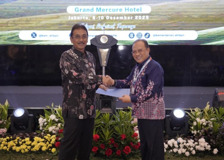 Resmi Ditutup, Sekjen ATR/BPN Ingin Rakernas 2025 Jadi Momentum Tata Ulang Fondasi Pelayanan yang Lebih Baik 46 81faf2f6 b49c 48f0 aec0 ca176e934ec4