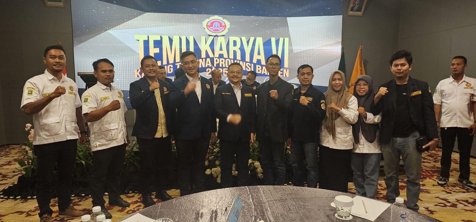 87675061 75ab 4d68 97cb 0ba73a29a50f