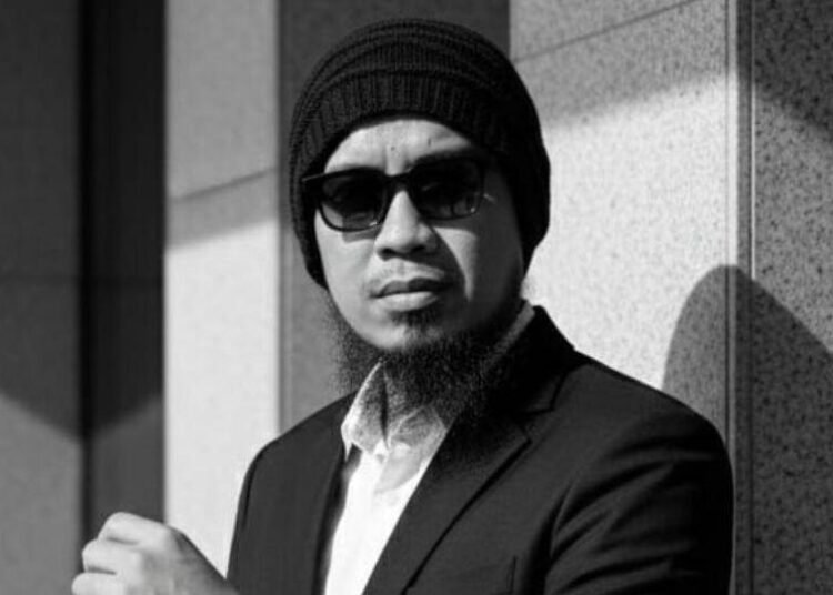 Bambang Taidi refleksikan cinta dan spiritualitas dalam balutan pop retro lewat rilis album lagu Pujaanku. (Dok. Istimewa)