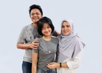 Naura Bahri, penyanyi asal Batam, Kepulauan Riau, menjadi perbincangan publik setelah viral di media sosial. (Dok. Istimewa)