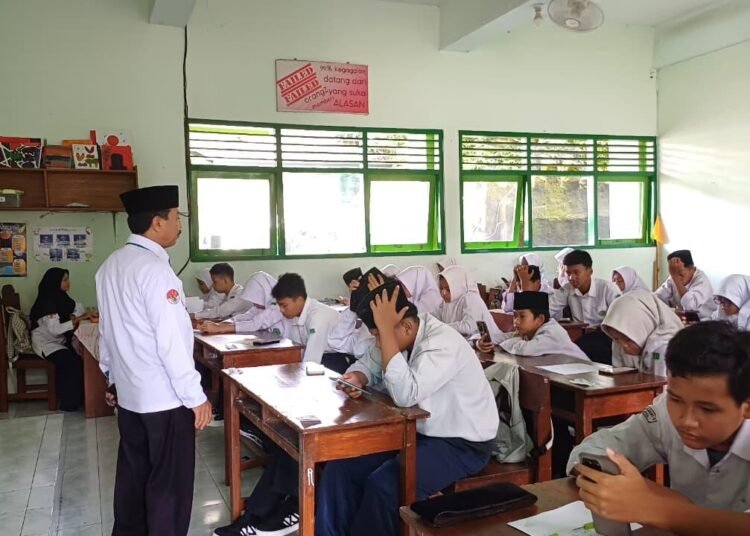 Pastikan ASAS Berjalan Lancar Kepala MTsN 6 Bantul Lakukan Monitoring Intensif 46 MTsN 6 Bantul