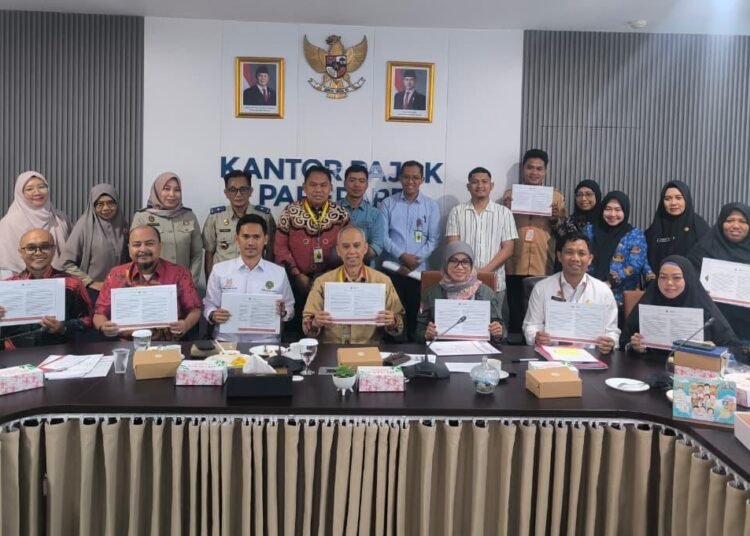 Kepala Kantor Pertanahan Kabupaten Sidenreng Rappang turut berpartisipasi dalam Forum Konsultasi Publik KPP Pratama Parepare Tahun 2025 46 IMG 20251202 WA0033 1