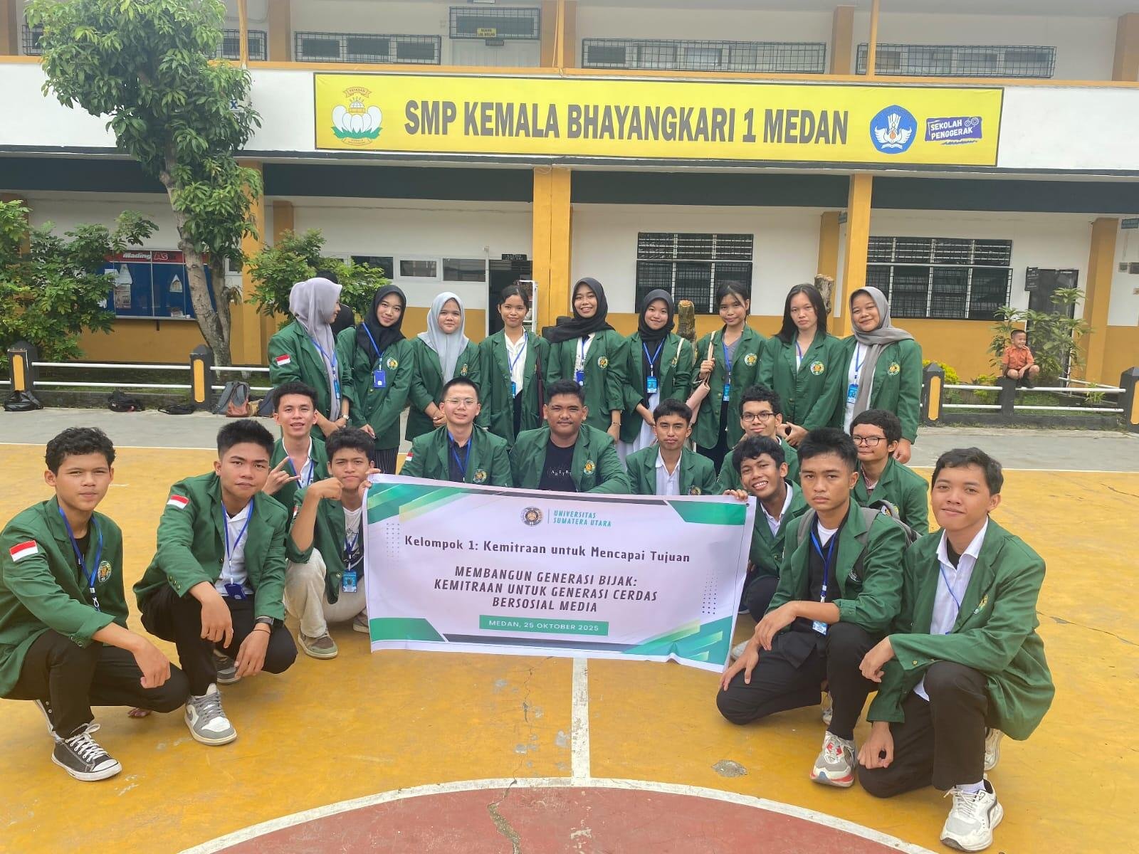 Mahasiswa USU Laksanakan Sosialisasi "Membangun Generasi Cerdas Bersosial Media" di SMP Kemala Bhayangkari 1 Medan 47 IMG 20251202 WA0094