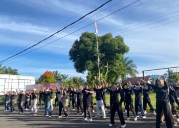 Lapas Kelas IIB Arga Makmur Gelar Senam Bersama untuk Tingkatkan Kebugaran dan Soliditas Pegawai 57 IMG 20251206 WA0021