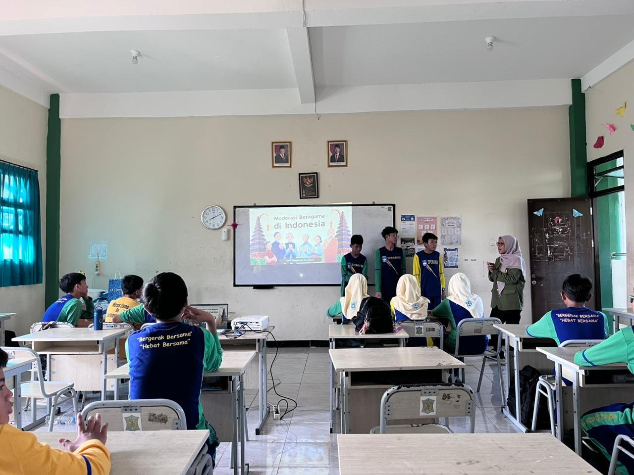 Mahasiswa Gelar Pengabdian Moderasi Beragama: Dialog Lintas Iman Untuk Remaja. 48 IMG 20251215 WA0023