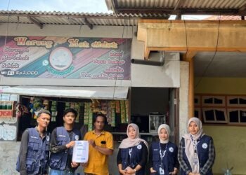 Mahasiswa KKN Universitas Trunojoyo Madura Kenalkan QRIS kepada UMKM Desa Batah Barat 46 IMG 20251228 WA0004