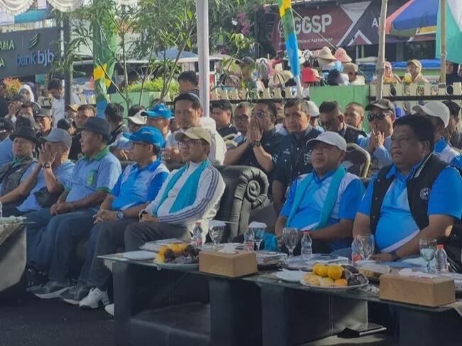 Bupati Majalengka Resmikan Gedung PLHUT untuk Perkuat Layanan Haji dan Umrah 47 Dok : Foto Bupati Majalengka dalam acara peresmian Gedung Pusat Layanan Haji dan Umrah Terpadu (PLHUT) Kantor Kementerian Agama Kabupaten Majalengka