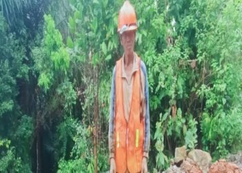 “Alhamdulillah, kami bisa bekerja di kampung sendiri sambil menunggu panen,” ujar Amir, salah seorang warga yang terlibat dalam proyek.