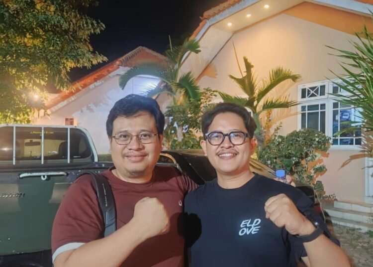 Ngobrol Santai di Rosali, Irham Kahfi Yuniansah dan Kepala Suku Mojok.co Bahas "Mentalitet Korea" ala Bambang Pacul 46 Foto Puthut EA dan Irham Kahfi