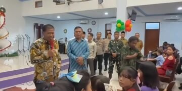 Dok : kedekatan Bupati Majalengka saat sesi ramah tamah dengan anak-anak dan para jemaat PKSG