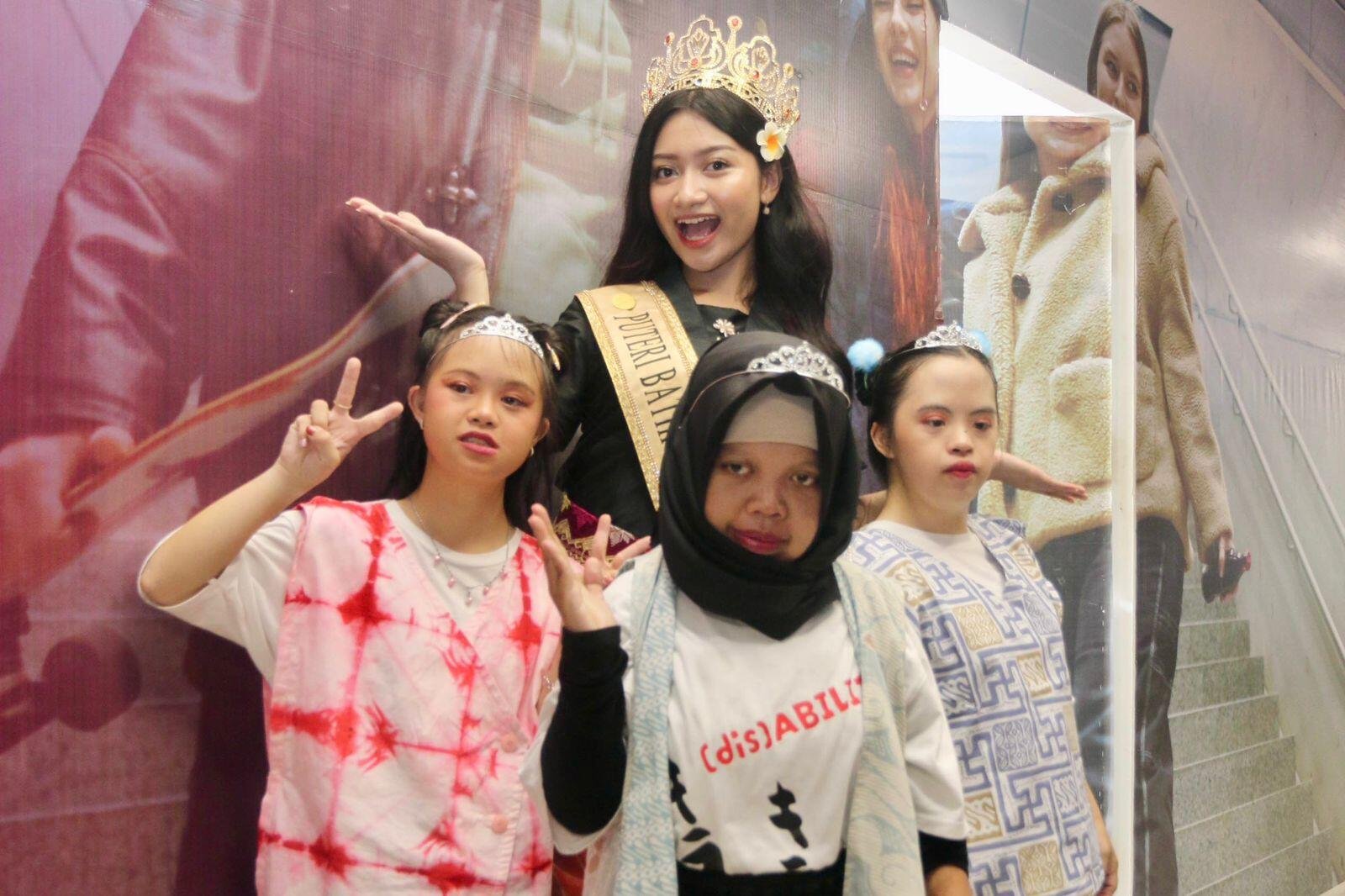 Viola Azhira Widyansari Hadiri Sunday Art & Culture Fest 2025, Teguhkan Komitmen Pelestarian Batik dan Kepedulian Sosial