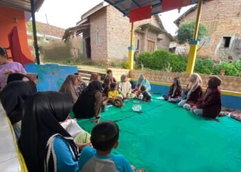 Dokumentasi Sosialisasi di Kampung Taman Barang