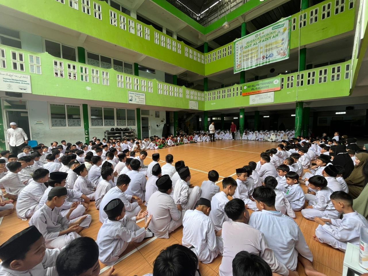 Antusias siswa untuk Donasi