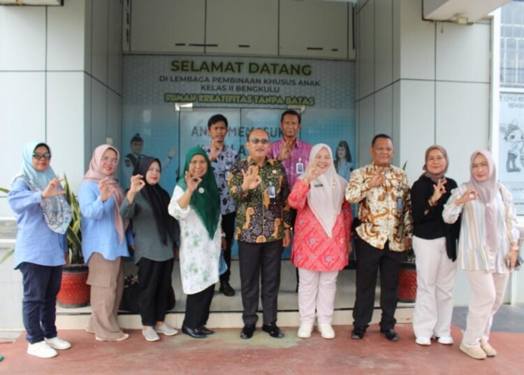 LPKA Kelas II Bengkulu sambut Kunjungan kerja Dinas Pemberdayaan Perempuan, Perlindungan Anak, Pengendalian Penduduk, dan Keluarga Berencana (DP3APPKB) PROVINSI BENGKULU. 46 WhatsApp Image 2025 12 05 at 13.12.27