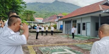 Kakanwil Ditjenpas Malut Tekankan Integritas dan Profesionalisme saat Pimpin Apel di Lapas Ternate 28 Lapas Ternate