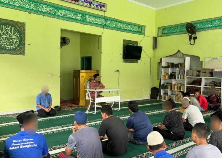 Warga Binaan Ikuti Tausiyah dan Pembinaan di Masjid At-Taubah Rutan Bengkulu 46 rutan bengkulu
