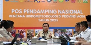 Pemerintah Komitmen Percepat Penanganan dan Pemulihan Bencana Sumatra melalui Optimalisasi Sumber Daya Nasional 30 WhatsApp Image 2025 12 18 at 10.05.47 3