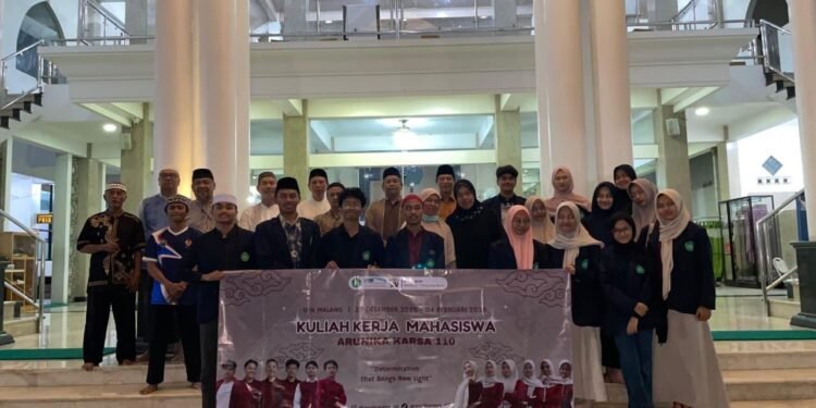 Resmi Dibuka 26 Desember 2025, KKM Arunika Karsa 110 UIN Malang Awali Pengabdian 47 WhatsApp Image 2025 12 29 at 16.53.54