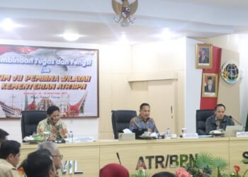 Pembinaan Tugas dan Fungsi Kantor Wilayah Badan Pertanahan Nasional serta Kantor Pertanahan di lingkungan Kantor Wilayah BPN Provinsi Sulawesi Selatan oleh Tim VII Pembina Wilayah 46 WhatsApp Image 2025 12 29 at 22.51.11
