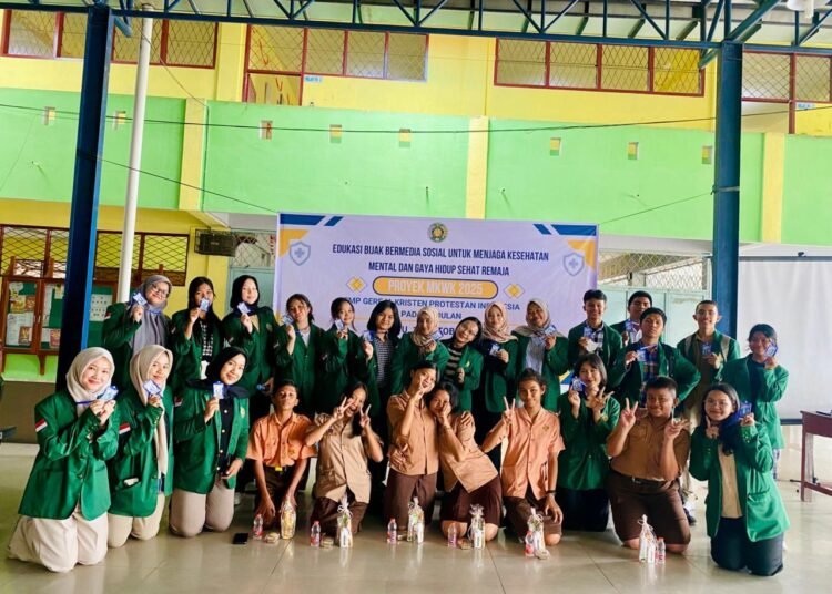 Mahasiswa USU Gelar Edukasi Bijak Bermedia Sosial, Jaga Kesehatan Mental Remaja SMP GKPI 46 dokumentasi kegiatan MKWK