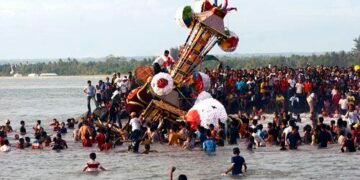 Prosesi Manabang Batang Pisang dalam Ritual Tabuik