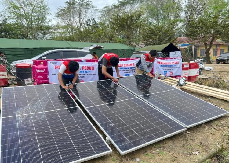 Pertamina Hadirkan Listrik Tenaga Surya, Terangi Tenda Pengungsi Aceh Tamiang 46 Pertamina Hadirkan Listrik Tenaga Surya, Terangi Tenda Pengungsi Aceh Tamiang