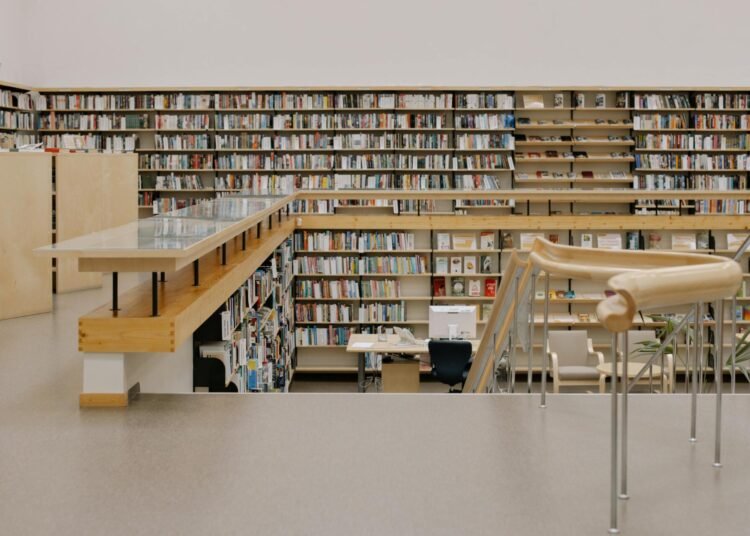 Sekolah Makin Modern, tapi Belajar Masih Jalan di Tempat 46 pexels cottonbro 6334916