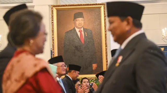 soeharto pahlawan nasional