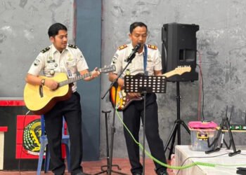 05b06e66 f1ce 4655 8462 14f6eea22f39