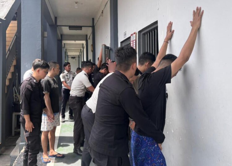 07de1a40 62d2 4847 b927 5ea6eacce9bd