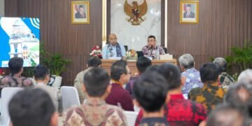 Arahan Wamen Ossy di Kantah Kabupaten Bandung: Kerja Sama untuk Hadirkan Layanan yang Murah, Cepat, dan Prudent 33 Arahan Wamen Ossy di Kantah Kabupaten Bandung: Kerja Sama untuk Hadirkan Layanan yang Murah, Cepat, dan Prudent