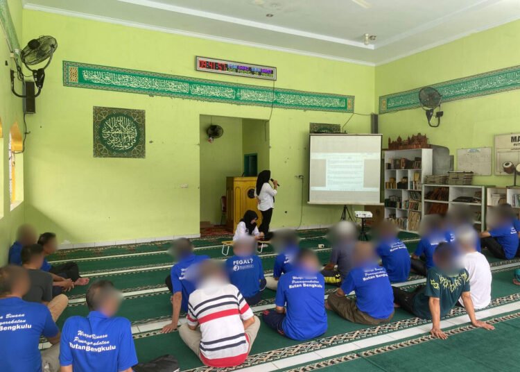 6d518012 5291 42c3 8f47 eb2d3b062571 1