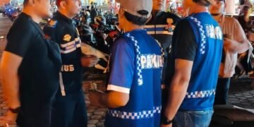 Kinerja Bupati Iskandar dan Kadishub Tohap Mulai Terlihat, Digitalisasi Dorong Percepatan Kemajuan Karimun 32 Giat Dishub Karimun dan PT MSM Tiga Matra Satria Sosialisasi dan Penertiban Parkir OnStreet Demi Kenyamanan Warga 4