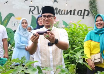 Bukan Sekadar Buang Sampah, RW 09 Bakti Jaya Panen Manfaat hingga Ketahanan Pangan 54 IMG 20260109 WA0042