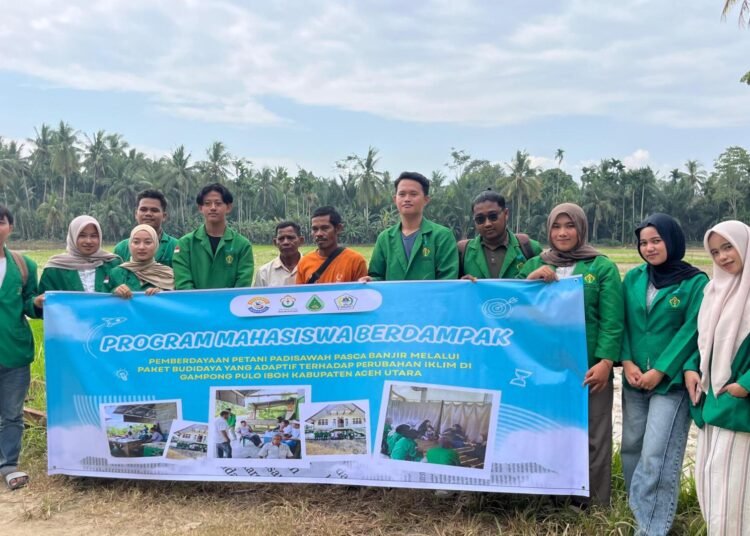 Foto Bersama Mahasiswa HIMAGRI FP UNIMAL dengan Masyarakat Gampong Pulo Iboih 
Sumber: Dok.HIMAGRI FP UNIMAL