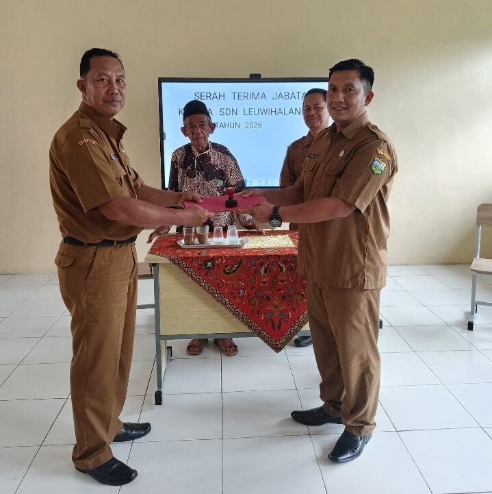 Kepala SDN Leuwihalang