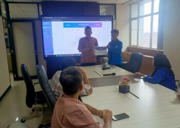 Mahasiswa UBSI Hadirkan Solusi Digital, Suban PAD Jakarta Selatan Kini Terapkan Sistem Cuti Berbasis Web 47 Adam Aulia Abdi adalah mahasiswa tingkat akhir Program Studi Sistem Informasi di Universitas Bina Sarana Informatika (UBSI). Ia memiliki fokus minat pada pengembangan software untuk e-Government dan efisiensi manajemen organisasi.