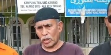 Imam Desa Tanjung Karang Apresiasi UAR, Maunasah Asy Syura Digunakan Kembali Pascabanjir 36 Imam Desa Tanjung Karang, Kec. Karang Batu, Kab. Aceh Tamiang H. Ahmad Kamal mengapresiasi Tim UAR
