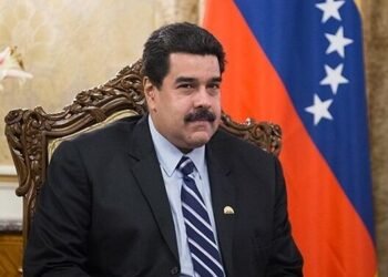 Nicolas Maduro in meeting with Iranian President Hassan Rouhani in Saadabad Palace