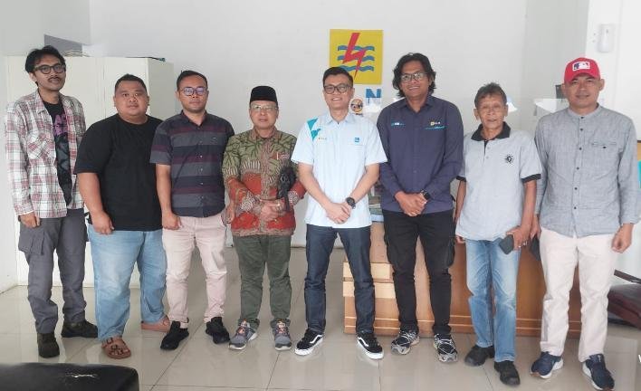 perwakilan warga pringgading audiensi ke PLN bantul