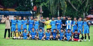 Team SSB GUNTOR U 15 Ten boy bersama pelatih
