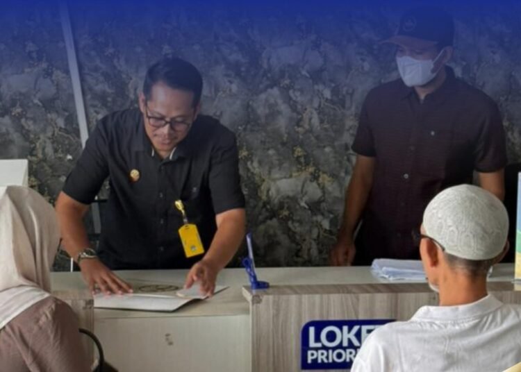 Komitmen Pelayanan Publik, Kantor Pertanahan Kota Lhokseumawe Tetap Layani Masyarakat di Masa Libur Tahun Baru 46 WhatsApp Image 2026 01 02 at 10.15.26