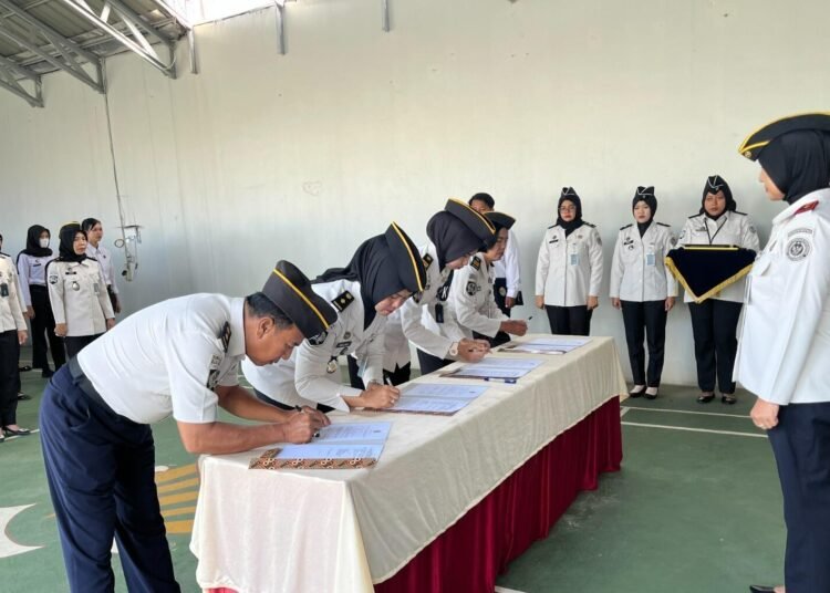 LPP Bengkulu Menggelar Kegiatan Penandatanganan Perjanjian Kinerja 46 WhatsApp Image 2026 01 07 at 11.32.04